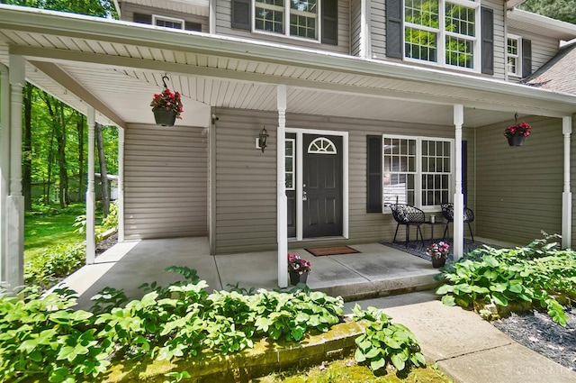 2193 Phillips Rd, Union Twp, OH 45036 - entrance to property featuring a porch