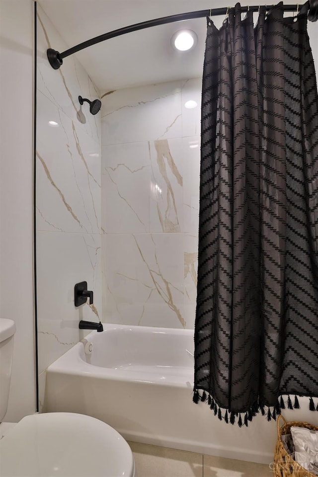 2351 Concord St, Cincinnati, OH 45206 - bathroom featuring shower / bath combo with shower curtain