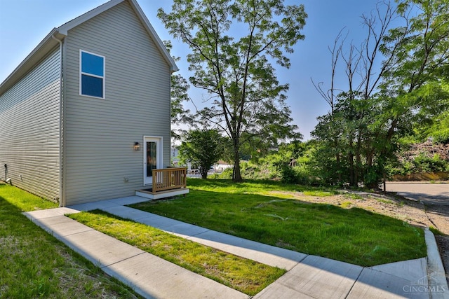 2351 Concord St, Cincinnati, OH 45206 - view of grassy yard