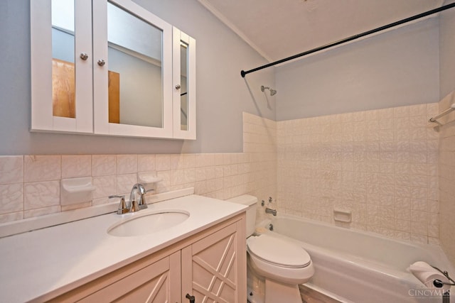 9660 N Dixie Hwy, Franklin Twp, OH 45005 - bathroom with shower / bath combination, toilet, vanity, tile walls, and crown molding