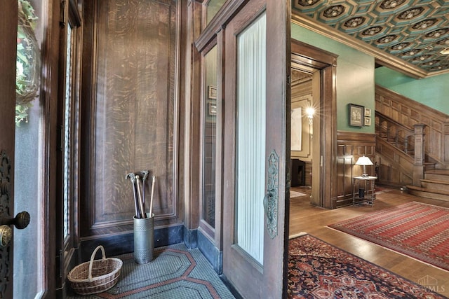 2334 Upland Pl, Cincinnati, OH 45206 - bathroom with wood finished floors, wainscoting, and ornamental molding