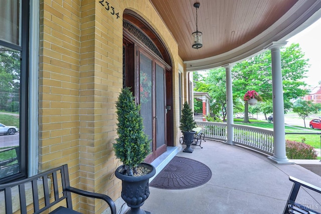 2334 Upland Pl, Cincinnati, OH 45206 - view of covered porch