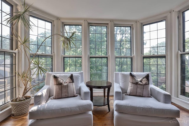 2334 Upland Pl, Cincinnati, OH 45206 - view of sunroom