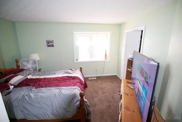 4840 Shannon Way, Middletown, OH 45042 - carpeted bedroom featuring baseboards