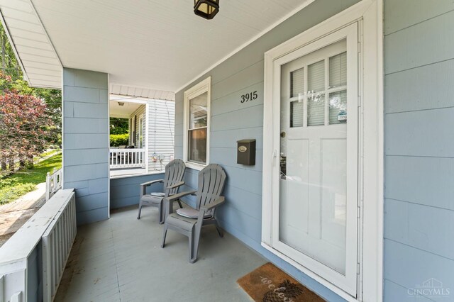 3915 Oakpark Pl, Cincinnati, OH 45209 - photo 5