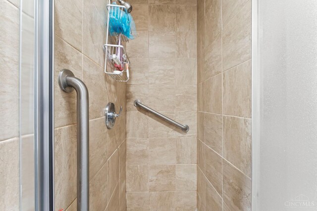 3915 Oakpark Pl, Cincinnati, OH 45209 - photo 26