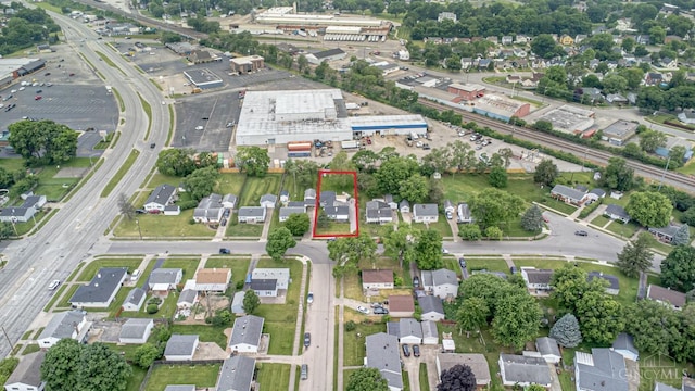 800 Richardson Dr, Middletown, OH 45042 - view of property location with a main thoroughfare, property boundaries highlighted, and nearby suburban area