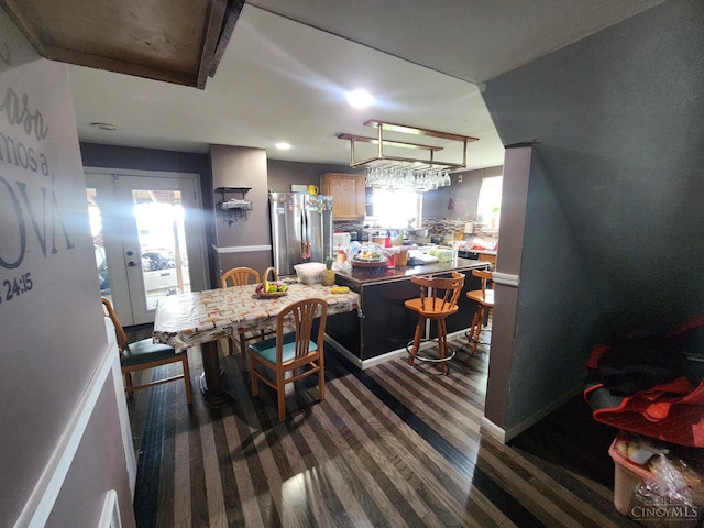 223 Park St, Middletown, OH 45044 - dining space with recessed lighting