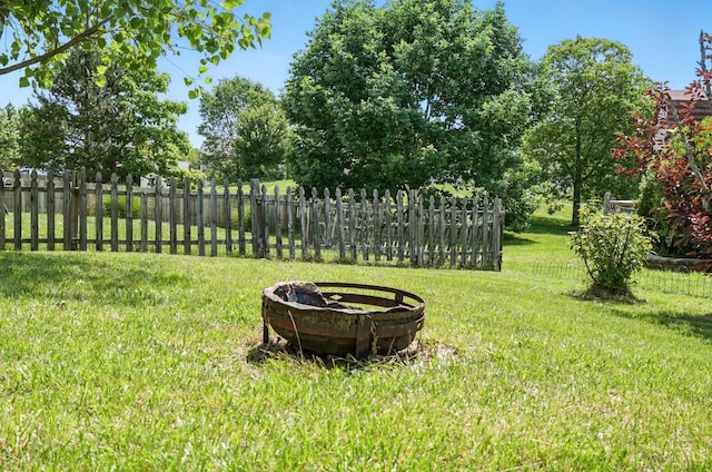 5711 Clemens Dr, Goshen Twp, OH 45140 - view of yard