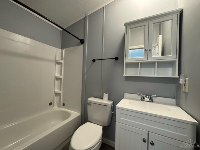 46 Frazier Rd, Jefferson Twp, OH 45148 - bathroom with vanity, toilet, and shower / bathtub combination