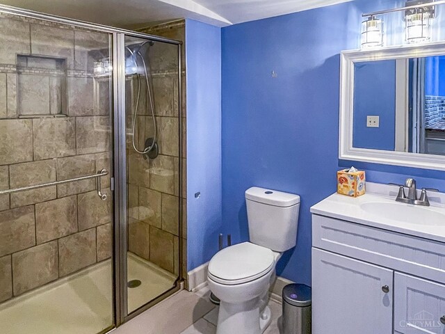 1588 Moon Valley Ln, Anderson Twp, OH 45230 - bathroom featuring vanity and a stall shower