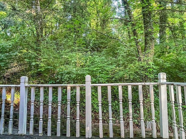1588 Moon Valley Ln, Anderson Twp, OH 45230 - view of gate
