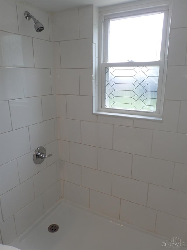 5789 Juvene Way, Delhi Twp, OH 45233 - photo 14
