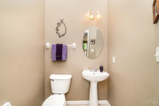 5200 Poets Way, Liberty Twp, OH 45011 - half bath with toilet and baseboards