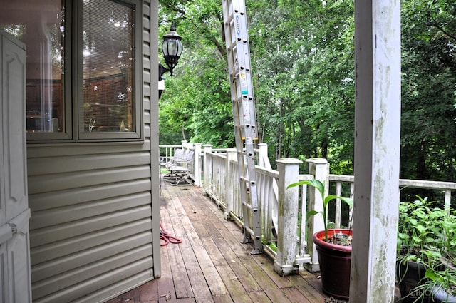 8030 Deershadow Ln, Montgomery, OH 45242 - view of wooden terrace