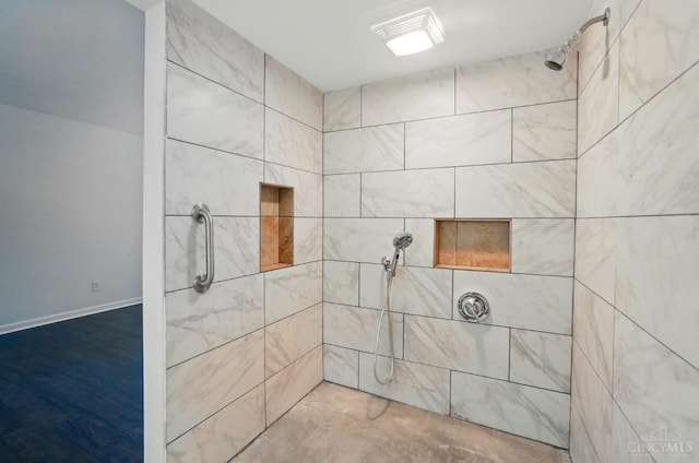 55 Stillmeadow Dr, Pierce Twp, OH 45245 - bathroom featuring a tile shower