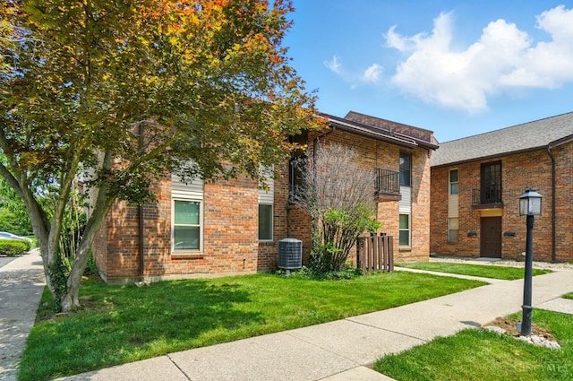 55 Stillmeadow Dr, Pierce Twp, OH 45245 - view of front of property featuring brick siding and a front lawn