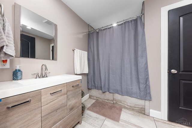 6226 Hunt Rd, Wayne Twp, OH 45118 - bathroom featuring vanity and baseboards
