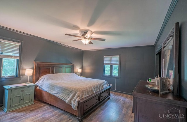 901 W Sunview Dr W, Hamilton, OH 45013 - bedroom with ornamental molding, wood finished floors, and a ceiling fan