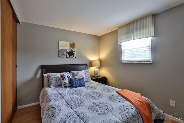 10569 Gloria Ave, Cincinnati, OH 45231 - bedroom with wood finished floors and baseboards