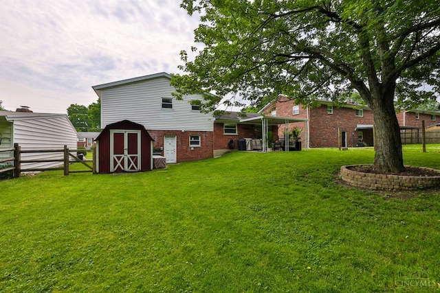 10569 Gloria Ave, Cincinnati, OH 45231 - view of yard featuring a storage shed