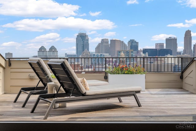 500 Milton St, Cincinnati, OH 45202 - photo 2