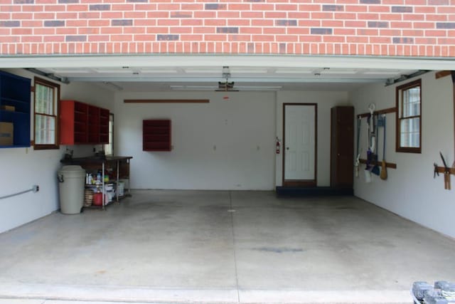 10 Chippewa Cv, Sardinia, OH 45171 - view of garage