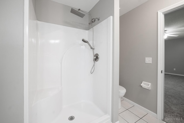 1606 Thall Dr, Hamilton, OH 45013 - full bath featuring a shower and tile patterned flooring