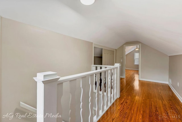1502 Shenandoah, Cincinnati, OH 45237 - bonus room with vaulted ceiling and wood finished floors