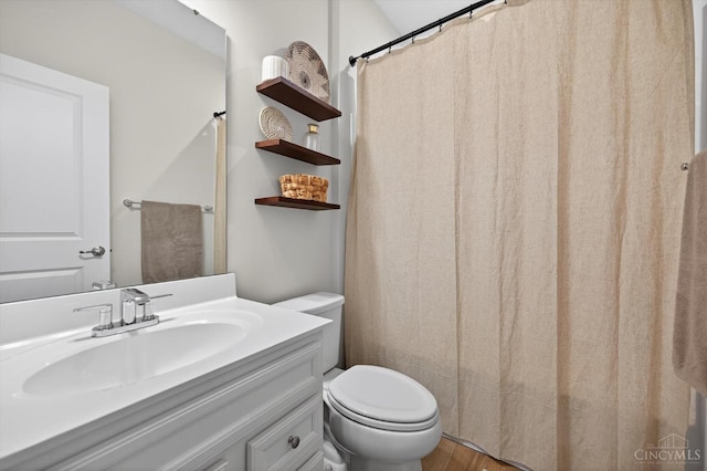 1285 Millstream Dr, Batavia Twp, OH 45102 - bathroom featuring vanity, curtained shower, and wood finished floors