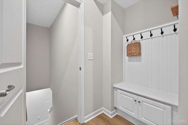 1285 Millstream Dr, Batavia Twp, OH 45102 - mudroom with light wood-style flooring and baseboards