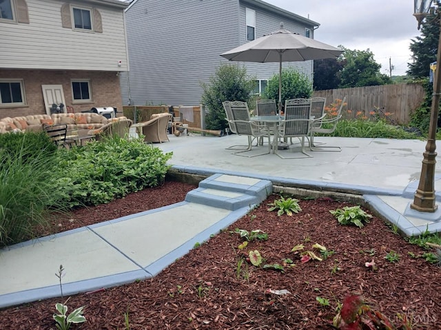 3969 S Fordham Pl, Silverton, OH 45213 - view of patio / terrace with an outdoor hangout area