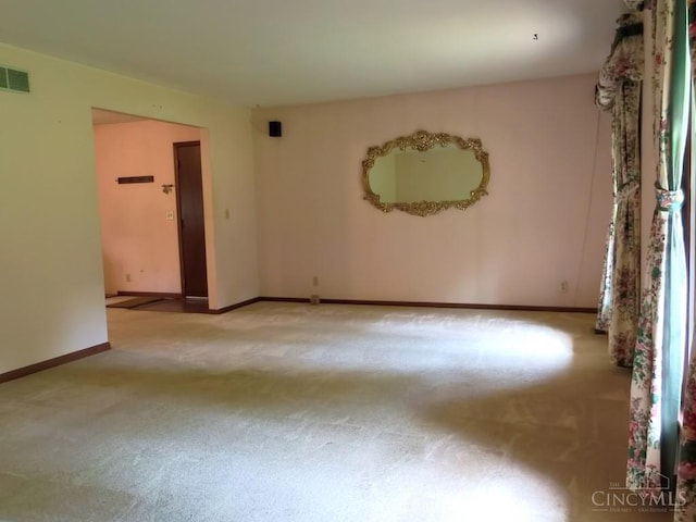 1601 W Concord Rd, Pierce Twp, OH 45102 - unfurnished room with light colored carpet
