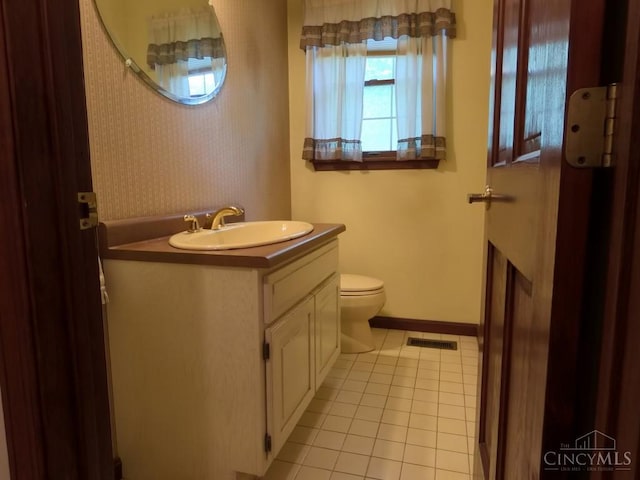 1601 W Concord Rd, Pierce Twp, OH 45102 - bathroom featuring vanity and tile patterned flooring