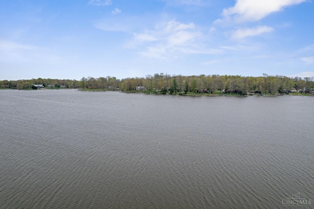648 Odenwald Dr, Perry Twp, OH 45118 - water view