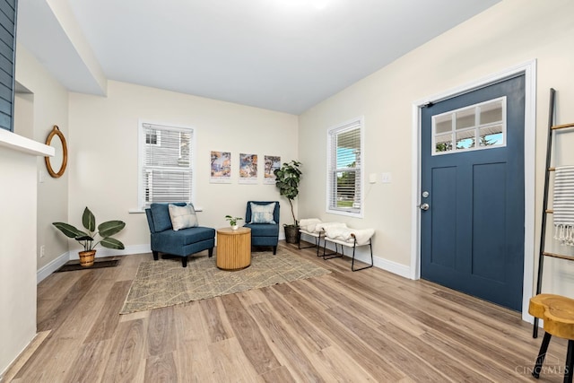 6213 Coleridge Ave, Cincinnati, OH 45213 - entryway featuring light wood finished floors and baseboards