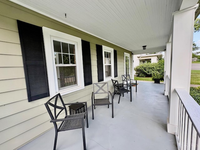 2617 Milton Rd, Middletown, OH 45042 - view of porch