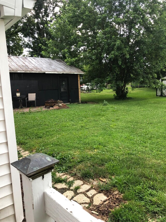 316 W S St, Hillsboro, OH 45133 - view of green lawn