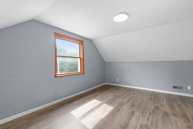 2950 Sheldon Ave, Cincinnati, OH 45239 - additional living space featuring wood finished floors and lofted ceiling