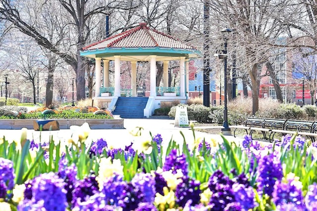 1407 Vine St Unit 203, Cincinnati, OH 45202 - surrounding community featuring a gazebo