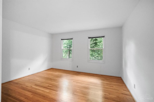 3057 Fox Den Ln, Anderson Twp, OH 45244 - empty room with light wood finished floors