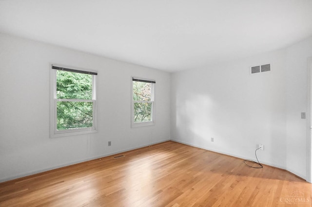 3057 Fox Den Ln, Anderson Twp, OH 45244 - unfurnished room with light wood-style floors