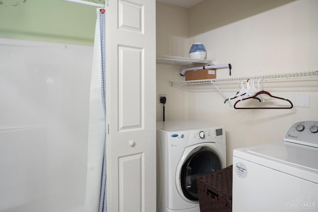 1662 W Kemper Rd, Springfield Twp, OH 45240 - washroom with separate washer and dryer