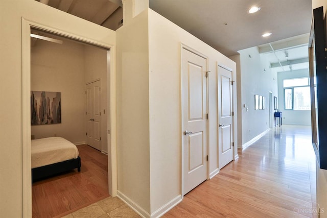 400 Pike St Unit 921, Cincinnati, OH 45202 - hall with light wood-style floors and recessed lighting