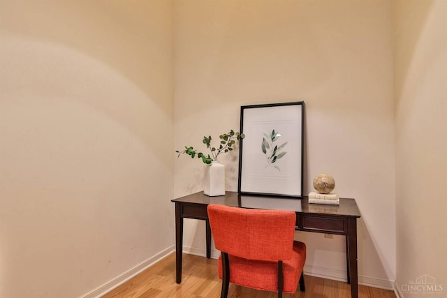400 Pike St Unit 921, Cincinnati, OH 45202 - office space with wood finished floors and baseboards