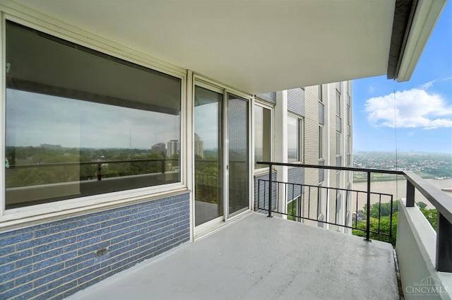 2401 Ingleside Ave Unit 8D, Cincinnati, OH 45206 - view of balcony