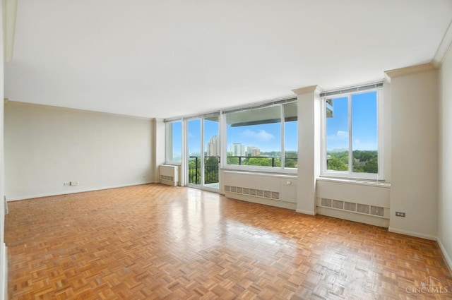 2401 Ingleside Ave Unit 8D, Cincinnati, OH 45206 - unfurnished room featuring radiator