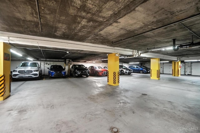 2401 Ingleside Ave Unit 8D, Cincinnati, OH 45206 - view of parking deck
