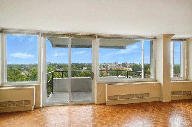 2401 Ingleside Ave Unit 8D, Cincinnati, OH 45206 - unfurnished sunroom with radiator