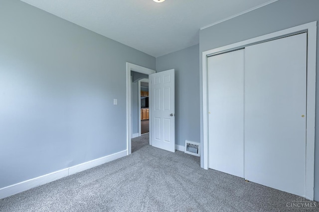 2456 Wilbraham Rd, Middletown, OH 45042 - unfurnished bedroom featuring carpet and a closet